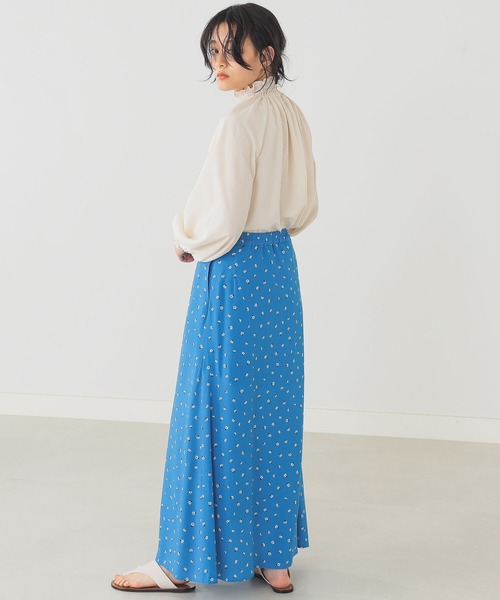 B:MING by BEAMS（ビーミングバイビームス）の「B:MING by BEAMS / レトロ フラワープリント ロングスカート 22SS（スカート・レディース・レッド系/ベージュ系/ブルー系・SMALL/MEDIUM）」の4枚目の写真