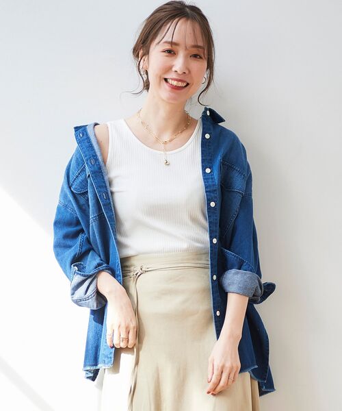 le.coeur blanc（ルクールブラン）の「TAKEデニムオーバーシャツ（シャツ/ブラウス・レディース・サックスブルー/ブルー・38）」の4枚目の写真