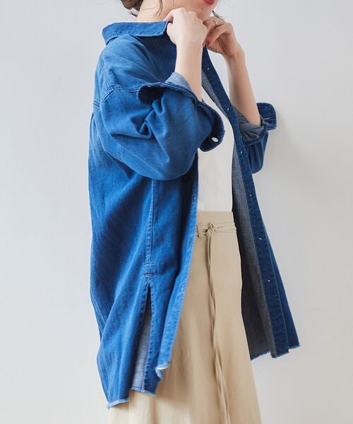 le.coeur blanc（ルクールブラン）の「TAKEデニムオーバーシャツ（シャツ/ブラウス・レディース・サックスブルー/ブルー・38）」の7枚目の写真