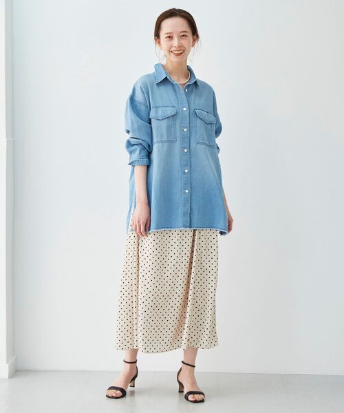 le.coeur blanc（ルクールブラン）の「TAKEデニムオーバーシャツ（シャツ/ブラウス・レディース・サックスブルー/ブルー・38）」の13枚目の写真