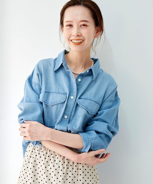 le.coeur blanc（ルクールブラン）の「TAKEデニムオーバーシャツ（シャツ/ブラウス・レディース・サックスブルー/ブルー・38）」の17枚目の写真