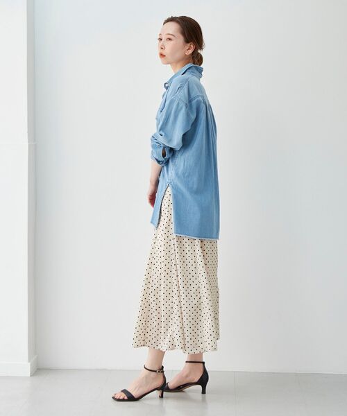 le.coeur blanc（ルクールブラン）の「TAKEデニムオーバーシャツ（シャツ/ブラウス・レディース・サックスブルー/ブルー・38）」の21枚目の写真