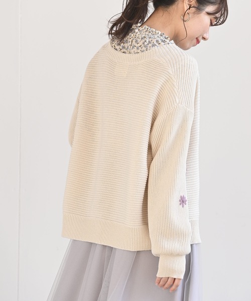 rps（アールピーエス）の「フラワー刺繍Ｖネックニットカーディガン（カーディガン/ボレロ・レディース・パープル/グリーン/ベージュ系その他・M）」の10枚目の写真