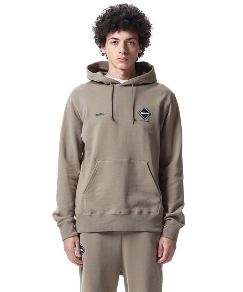F.C.Real Bristol(エフシーレアルブリストル)の「LOGO APPLIQUE PULLOVER SWEAT HOODIE(パーカー・メンズ・ブラック/ブルー/ベージュ/グリーン・LARGE/X-LARGE/MEDIUM/SMALL)」の10枚目の写真