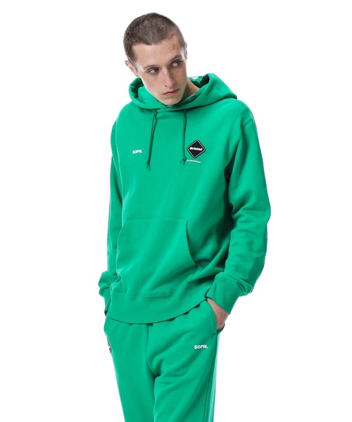F.C.Real Bristol(エフシーレアルブリストル)の「LOGO APPLIQUE PULLOVER SWEAT HOODIE(パーカー・メンズ・ブラック/ブルー/ベージュ/グリーン・LARGE/X-LARGE/MEDIUM/SMALL)」の14枚目の写真