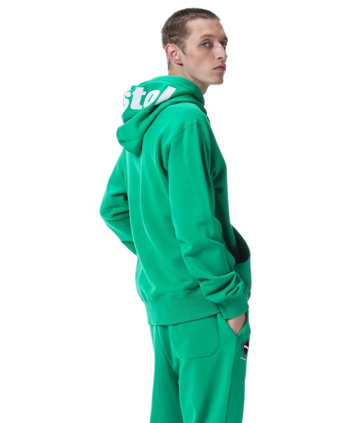 F.C.Real Bristol(エフシーレアルブリストル)の「LOGO APPLIQUE PULLOVER SWEAT HOODIE(パーカー・メンズ・ブラック/ブルー/ベージュ/グリーン・LARGE/X-LARGE/MEDIUM/SMALL)」の15枚目の写真