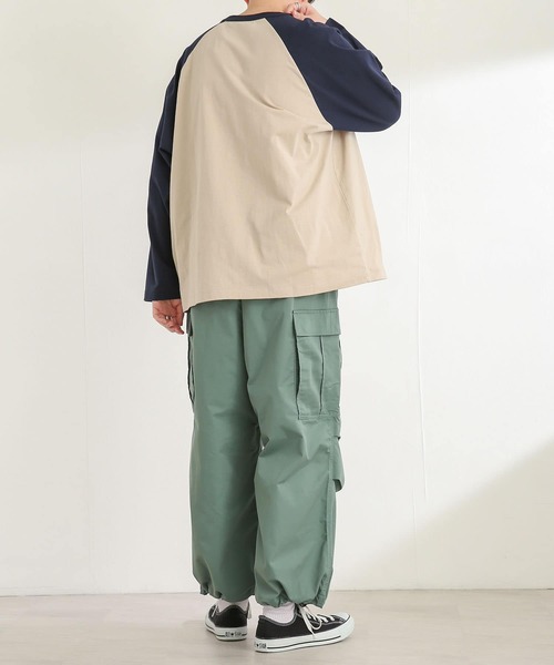 SENSE OF PLACE by URBAN RESEARCH（センスオブプレイスバイアーバンリサーチ）の「『ユニセックス』エクストラルーズラグランスリーブTシャツ（Tシャツ/カットソー・メンズ・ブラック/グリーン/ネイビー・MEDIUM/LARGE）」の9枚目の写真