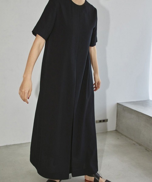 TODAYFUL(トゥデイフル)の「TODAYFUL(トゥデイフル) "Halfsleeve Tuck Dress"ハーフスリーブタックドレス/12110332(ワンピース・レディース・ブラック/ナチュラル・38/36)」の13枚目の写真