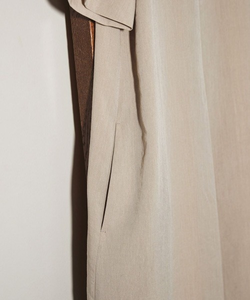 TODAYFUL(トゥデイフル)の「TODAYFUL(トゥデイフル) "Halfsleeve Tuck Dress"ハーフスリーブタックドレス/12110332(ワンピース・レディース・ブラック/ナチュラル・38/36)」の3枚目の写真