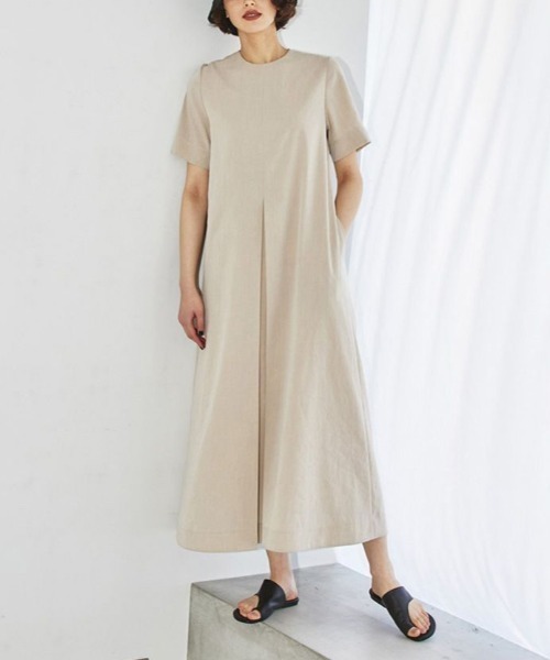 TODAYFUL(トゥデイフル)の「TODAYFUL(トゥデイフル) "Halfsleeve Tuck Dress"ハーフスリーブタックドレス/12110332(ワンピース・レディース・ブラック/ナチュラル・38/36)」の8枚目の写真