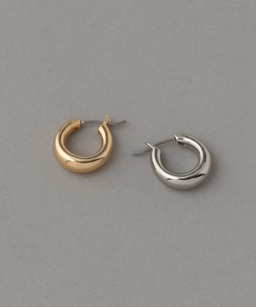 A part by（アパートバイ）の「フープピアス　280494（ピアス（両耳用）・レディース・シルバー/ゴールド・FREE）」の3枚目の写真