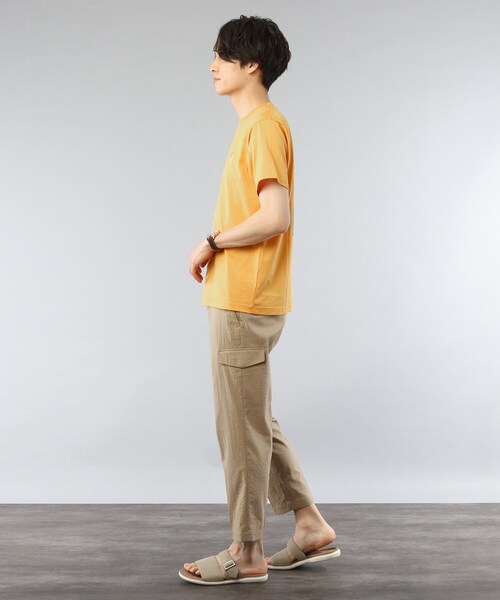 TAKEO KIKUCHI(タケオキクチ)の「◆デイジー フラワーモチーフ プリント Tシャツ(Tシャツ/カットソー・メンズ・ホワイト/ダークネイビー/ダークオレンジ/ブラック・02/03/04)」の8枚目の写真