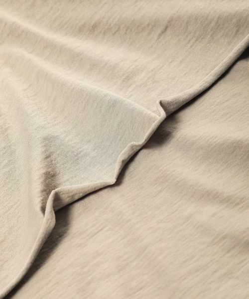 11 by Boris Bidjan Saberi （ ボリスビジャンサベリ）の「LS1B（Tシャツ/カットソー・メンズ・ライトグレー・M/L）」の3枚目の写真