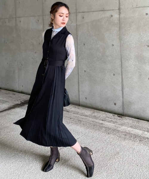 deux amour（ドゥーザムール）の「サイドプリーツ開襟シャツワンピース（シャツワンピース・レディース・グレー/アイボリー/モカ/ダークブラック/グレイッシュブルー/ベージュ/ブラック/ホワイト・MEDIUM）」の5枚目の写真