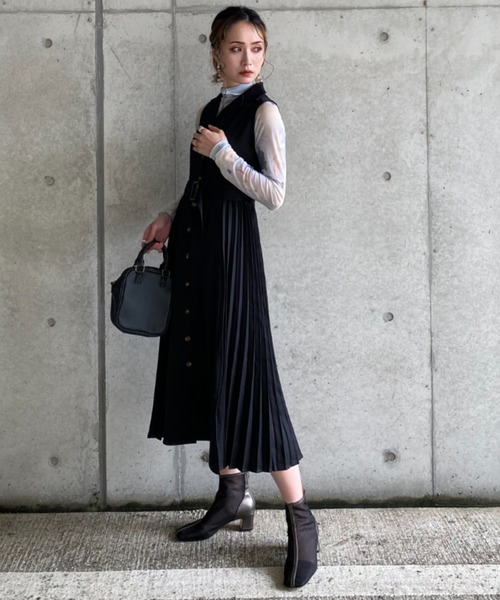 deux amour（ドゥーザムール）の「サイドプリーツ開襟シャツワンピース（シャツワンピース・レディース・グレー/アイボリー/モカ/ダークブラック/グレイッシュブルー/ベージュ/ブラック/ホワイト・MEDIUM）」の15枚目の写真