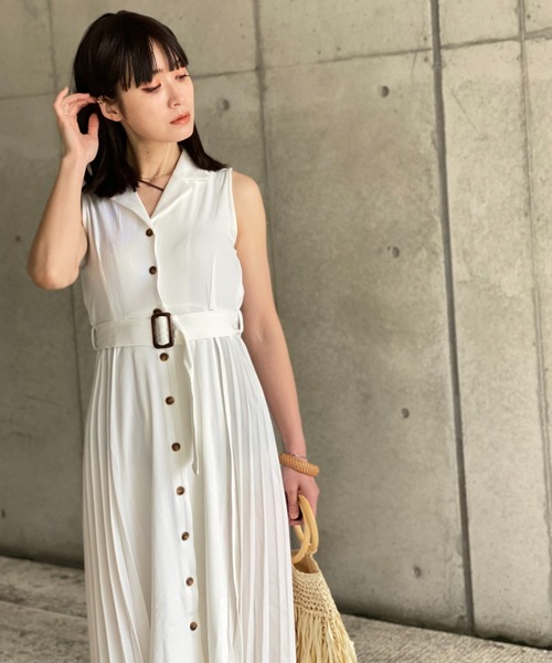 deux amour（ドゥーザムール）の「サイドプリーツ開襟シャツワンピース（シャツワンピース・レディース・グレー/アイボリー/モカ/ダークブラック/グレイッシュブルー/ベージュ/ブラック/ホワイト・MEDIUM）」の11枚目の写真