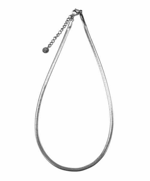 LHME（エルエイチエムイー）の「LHME スネークチェーンネックレス/サージカルステンレス316L（金属アレルギー対応）（ネックレス・レディース・シルバー/ゴールド・40cm/45cm/50cm）」の4枚目の写真