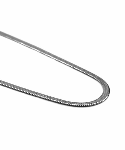 LHME（エルエイチエムイー）の「LHME スネークチェーンネックレス/サージカルステンレス316L（金属アレルギー対応）（ネックレス・レディース・シルバー/ゴールド・40cm/45cm/50cm）」の5枚目の写真