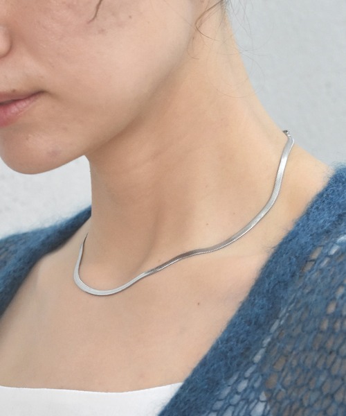 LHME（エルエイチエムイー）の「LHME スネークチェーンネックレス/サージカルステンレス316L（金属アレルギー対応）（ネックレス・レディース・シルバー/ゴールド・40cm/45cm/50cm）」の17枚目の写真