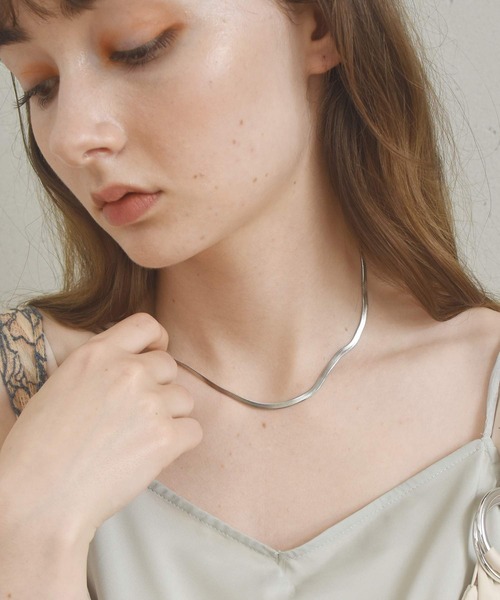 LHME（エルエイチエムイー）の「LHME スネークチェーンネックレス/サージカルステンレス316L（金属アレルギー対応）（ネックレス・レディース・シルバー/ゴールド・40cm/45cm/50cm）」の22枚目の写真