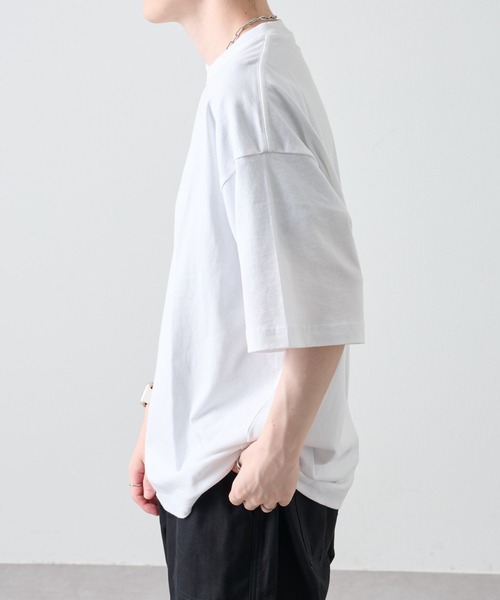COLONY 2139(コロニートゥーワンスリーナイン)の「ロゴラバープリントBIGシルエットTシャツ / グリッタープリント(Tシャツ/カットソー・メンズ・ホワイト/ブラック/グレイッシュベージュ・MEDIUM/LARGE)」の4枚目の写真