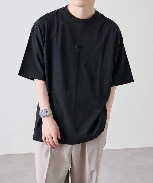 COLONY 2139(コロニートゥーワンスリーナイン)の「ロゴラバープリントBIGシルエットTシャツ / グリッタープリント(Tシャツ/カットソー・メンズ・ホワイト/ブラック/グレイッシュベージュ・MEDIUM/LARGE)」の6枚目の写真