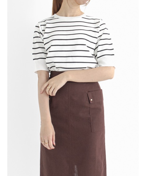 Te chichi（テチチ）の「バックパール釦ニット（ニット/セーター・レディース・ブラック/レッド/オフホワイト/チャコール・ﾌﾘ-）」の2枚目の写真