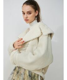 MERCURYDUO（マーキュリーデュオ）の「フェイクムートンビッグカラー