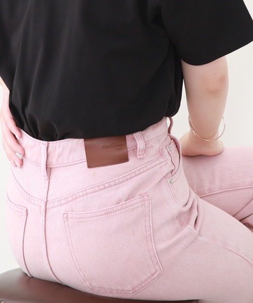 archives（アルシーヴ）の「カラーデニムセミフレアパンツ（デニムパンツ・レディース・ブラウン/ピンク/アイボリー・SMALL/MEDIUM）」の3枚目の写真