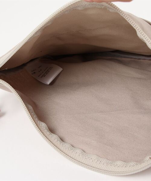 SNOOPY×OLD BETTY'S（スヌーピーカケルオールドベティーズ）の「スヌーピー【SNOOPY】Canvas Sacoche Bag/スヌーピーサコッシュバッグ（ショルダーバッグ・レディース・グリーン系その他2/ベージュ/ブルー系その他2/ベージュ系その他2/ダークブルー/ダークグリーン・FREE）」の15枚目の写真