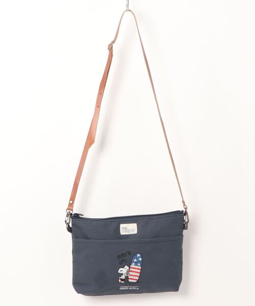 SNOOPY×OLD BETTY'S（スヌーピーカケルオールドベティーズ）の「スヌーピー【SNOOPY】Canvas Sacoche Bag/スヌーピーサコッシュバッグ（ショルダーバッグ・レディース・グリーン系その他2/ベージュ/ブルー系その他2/ベージュ系その他2/ダークブルー/ダークグリーン・FREE）」の20枚目の写真