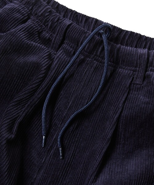 FREAK'S STORE（フリークスストア）の「WEB限定 ワイドシルエット コーデュロイパンツ/イージーパンツ（その他パンツ・メンズ・ネイビー/ブラウン/ブラック/オリーブ・MEDIUM/SMALL/LARGE）」の13枚目の写真