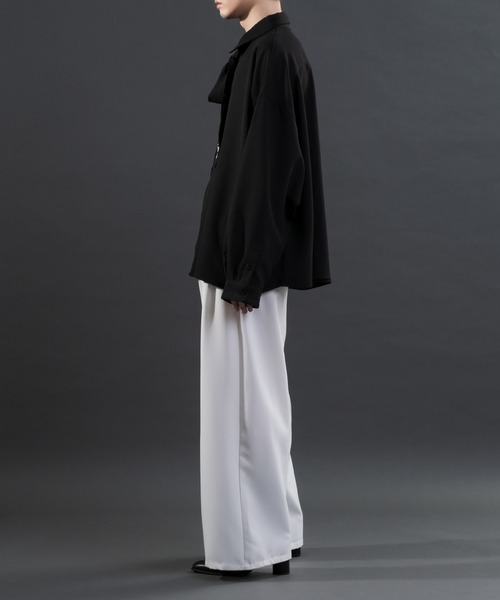 Adoon plain（アドーンプレーン）の「【Special edition】2way花柄刺繍ボウタイシャツ（シャツ/ブラウス・メンズ・ホワイト/ブラック・MEDIUM/LARGE）」の16枚目の写真