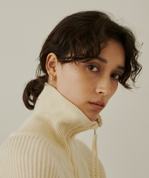 Aunt Marie's（アントマリーズ）の「ワンタッチフープピアス / ドロップフープピアス（ピアス（両耳用）・レディース・シルバー/ゴールド・FREE）」の9枚目の写真