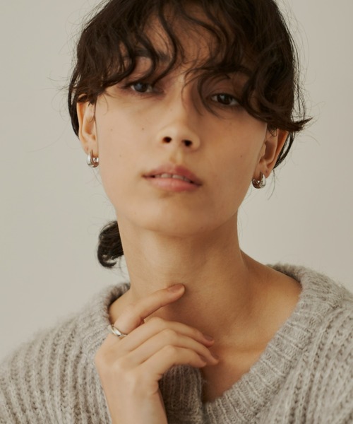 Aunt Marie's（アントマリーズ）の「ワンタッチフープピアス / ドロップフープピアス（ピアス（両耳用）・レディース・シルバー/ゴールド・FREE）」の5枚目の写真