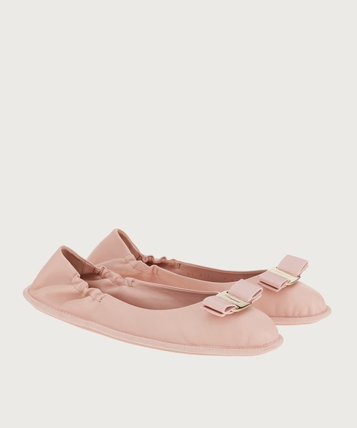 FERRAGAMO(フェラガモ)の「FERRAGAMO NOMADIC STORIES バレリーナ(バレエシューズ・レディース・ベビーピンク・6/6.5/7/7.5)」の6枚目の写真