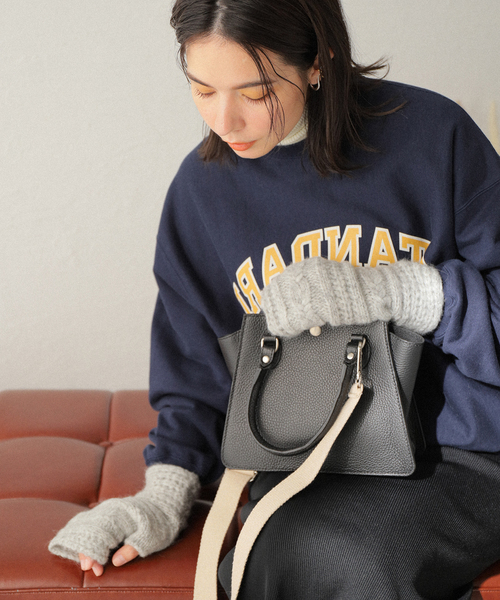 Calimar（カリマール）の「【Calimar/カリマール】ALPACA/NYLON CABLE MITON:ケーブルミトン（手袋・レディース・チャコールグレー/ブラウン系その他/ライトグレー・FREE）」の8枚目の写真