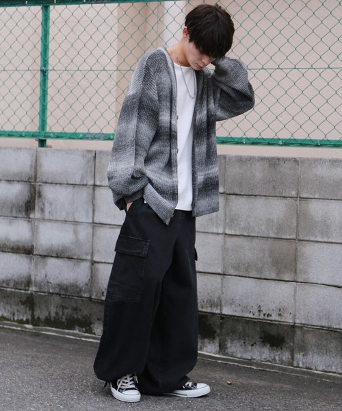 SPINNS（スピンズ）の「【ゆったりシルエット】グラデーション カラーカーディガン（カーディガン/ボレロ・メンズ・グリーン/ブラック/レインボー・ONESIZE）」の15枚目の写真