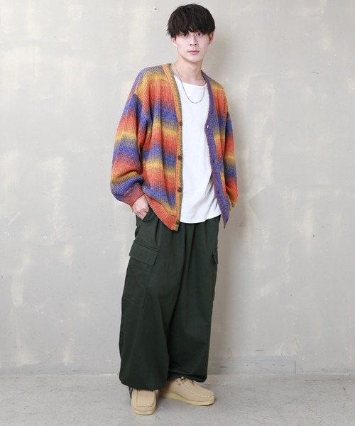 SPINNS（スピンズ）の「【ゆったりシルエット】グラデーション カラーカーディガン（カーディガン/ボレロ・メンズ・グリーン/ブラック/レインボー・ONESIZE）」の16枚目の写真