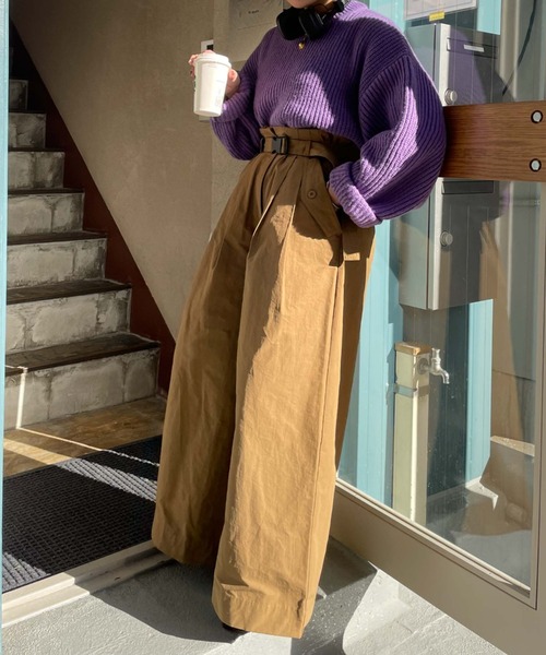 archives(アルシーヴ)の「【Limited item】WIDE FLARE TACK PANTS(その他パンツ・レディース・アイボリー/オリーブ・MEDIUM)」の16枚目の写真