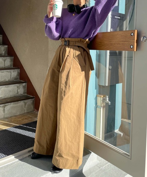archives(アルシーヴ)の「【Limited item】WIDE FLARE TACK PANTS(その他パンツ・レディース・アイボリー/オリーブ・MEDIUM)」の17枚目の写真