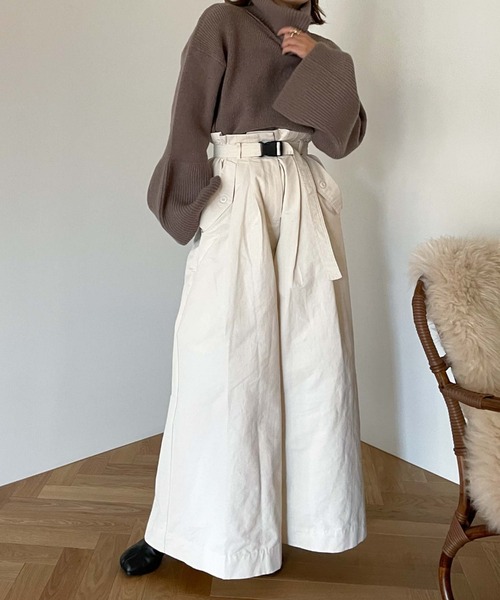archives(アルシーヴ)の「【Limited item】WIDE FLARE TACK PANTS(その他パンツ・レディース・アイボリー/オリーブ・MEDIUM)」の10枚目の写真