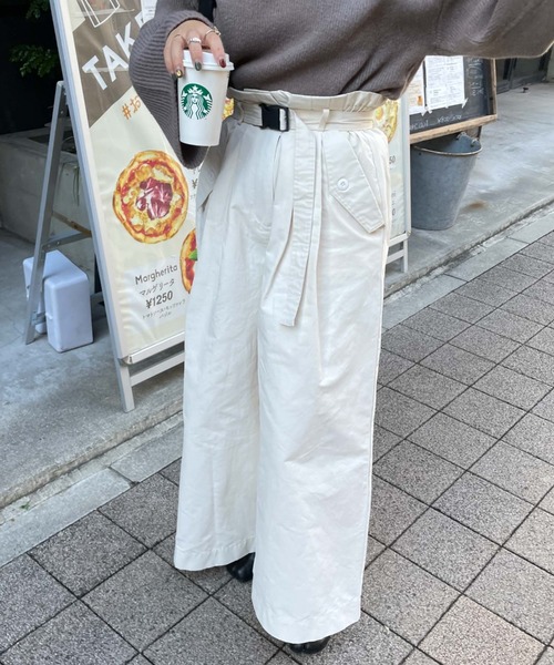archives(アルシーヴ)の「【Limited item】WIDE FLARE TACK PANTS(その他パンツ・レディース・アイボリー/オリーブ・MEDIUM)」の8枚目の写真