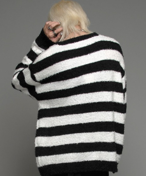 CavariA（キャバリア）の「『CavariA/キャバリア』ルーズシルエットクルーネックフェザーヤーンニットソー（ニット/セーター・メンズ・ベージュ/グレー/ホワイト×ブラック/オフホワイト/ブラック/グレー系/レッド系・M/L）」の11枚目の写真