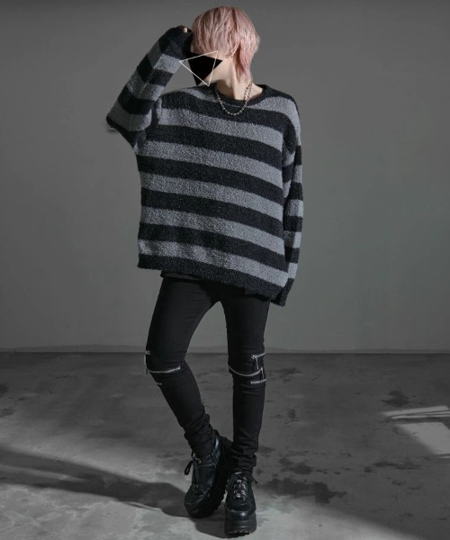 CavariA（キャバリア）の「『CavariA/キャバリア』ルーズシルエットクルーネックフェザーヤーンニットソー（ニット/セーター・メンズ・ベージュ/グレー/ホワイト×ブラック/オフホワイト/ブラック/グレー系/レッド系・M/L）」の16枚目の写真