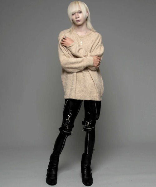 CavariA（キャバリア）の「『CavariA/キャバリア』ルーズシルエットクルーネックフェザーヤーンニットソー（ニット/セーター・メンズ・ベージュ/グレー/ホワイト×ブラック/オフホワイト/ブラック/グレー系/レッド系・M/L）」の17枚目の写真