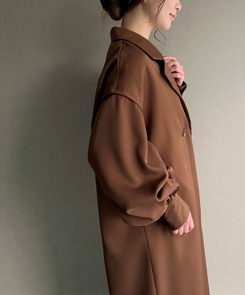 junoah(ジュノア)の「袖取り外し可能2wayボリュームスリーブトレンチコート(トレンチコート・レディース・キャメル/ブラウン/ブラック・MEDIUM/LARGE/X-LARGE)」の12枚目の写真