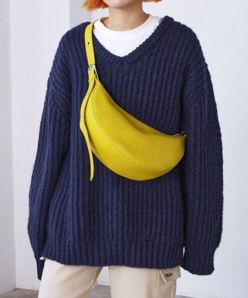 PBLIM（ページボーイリム）の「PAGEBOYLIM/ザックリVニット（ニット/セーター・レディース・ブラック/レッド/ブルー・FREE）」の19枚目の写真