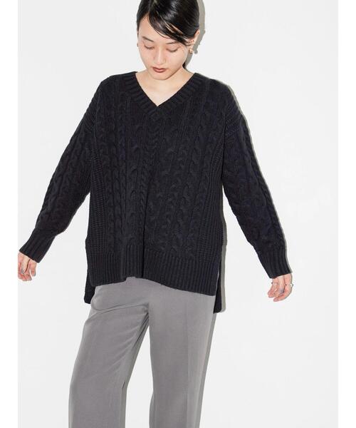 AMERICAN HOLIC（アメリカンホリック）の「ざっくりＶネックケーブルニットプルオーバー（ニット/セーター・レディース・ピンク/ライトグレー系2/アイボリー/ネイビー/サックスブルー・M/L）」の10枚目の写真