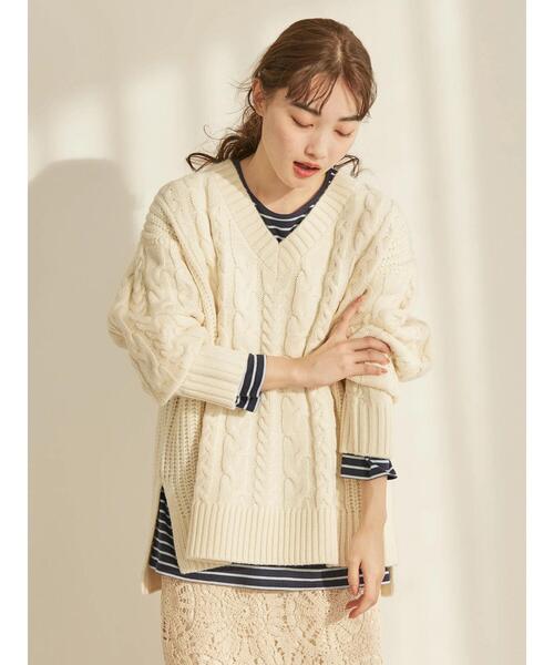 AMERICAN HOLIC（アメリカンホリック）の「ざっくりＶネックケーブルニットプルオーバー（ニット/セーター・レディース・ピンク/ライトグレー系2/アイボリー/ネイビー/サックスブルー・M/L）」の19枚目の写真